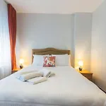 4-story Gem In Cihangir - 5 Bedroom & Cute Rooftop *