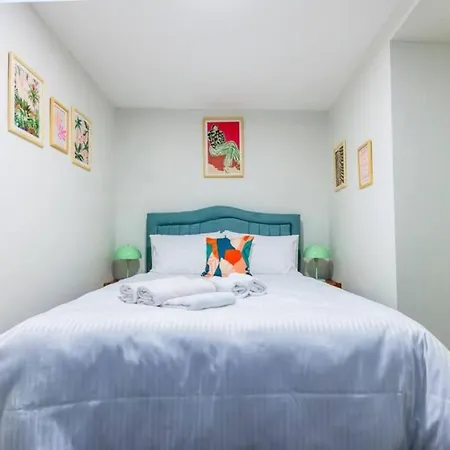 Apartmán 4-story Gem In Cihangir - 5 Bedroom & Cute Rooftop *