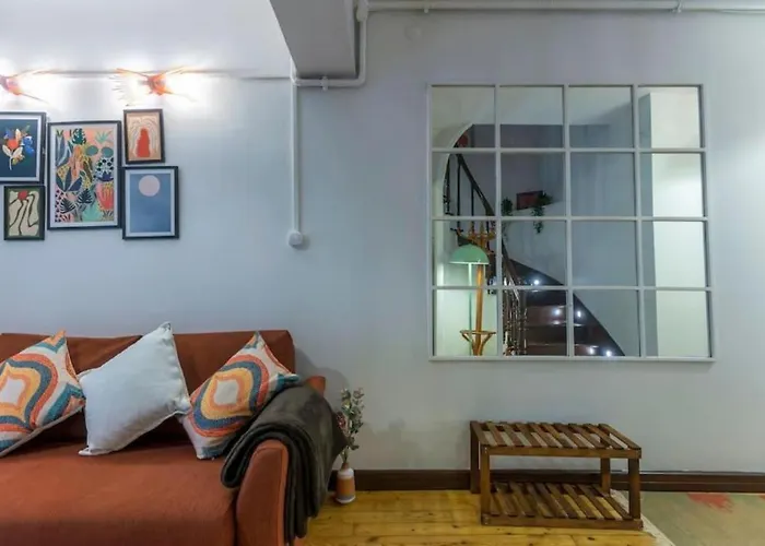 4-story Gem In Cihangir - 5 Bedroom & Cute Rooftop