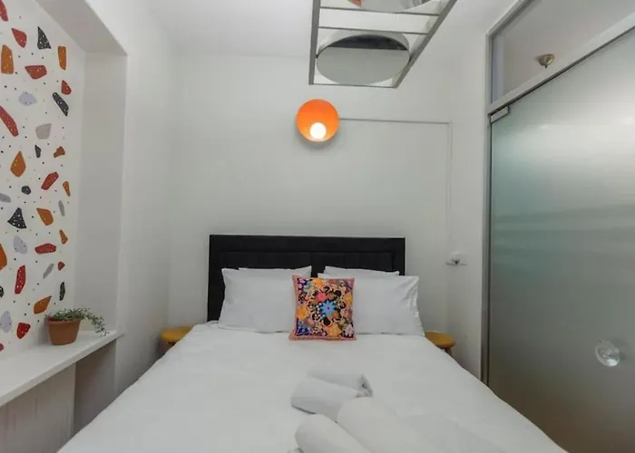 4-story Gem In Cihangir - 5 Bedroom & Cute Rooftop Estambul