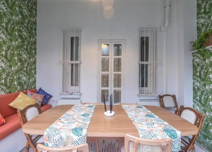 4-story Gem In Cihangir - 5 Bedroom & Cute Rooftop