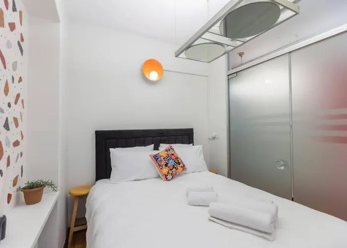 4-story Gem In Cihangir - 5 Bedroom & Cute Rooftop