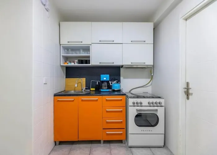 4-story Gem In Cihangir - 5 Bedroom & Cute Rooftop * Estambul